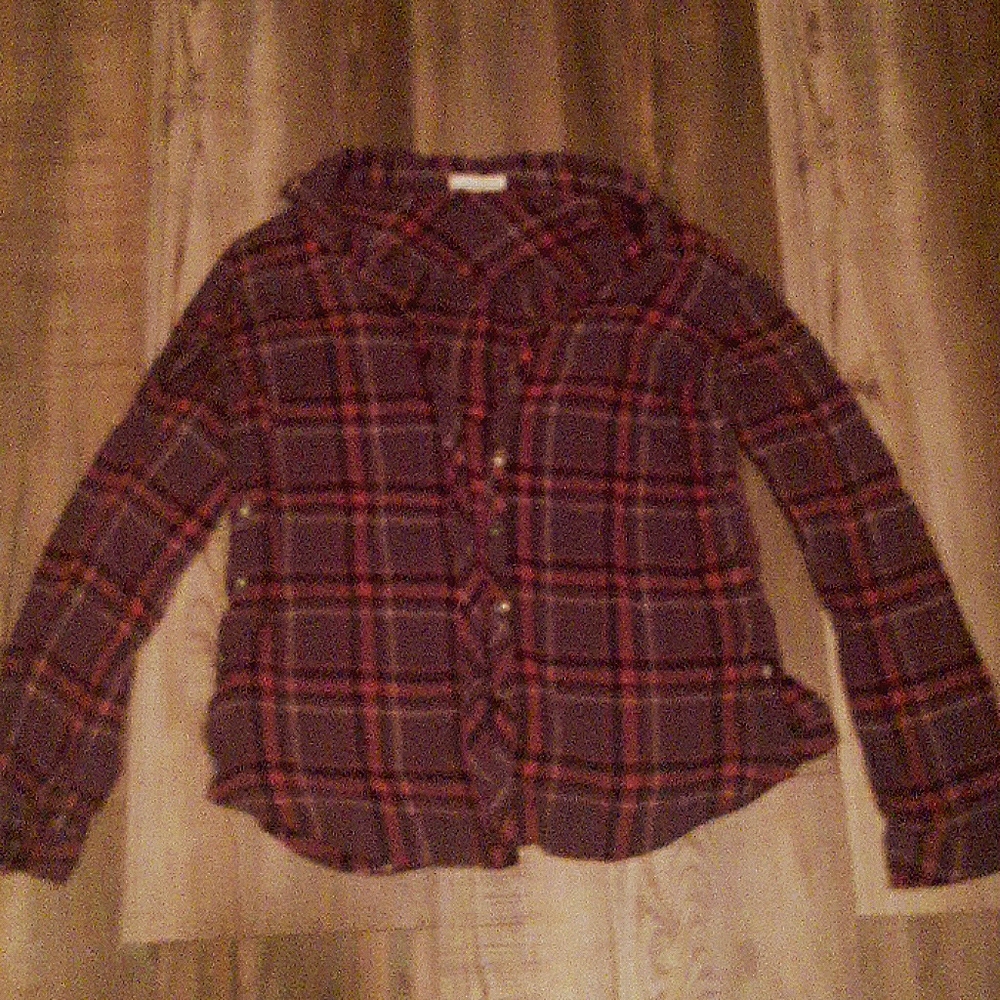 Long sleeve button up shirt